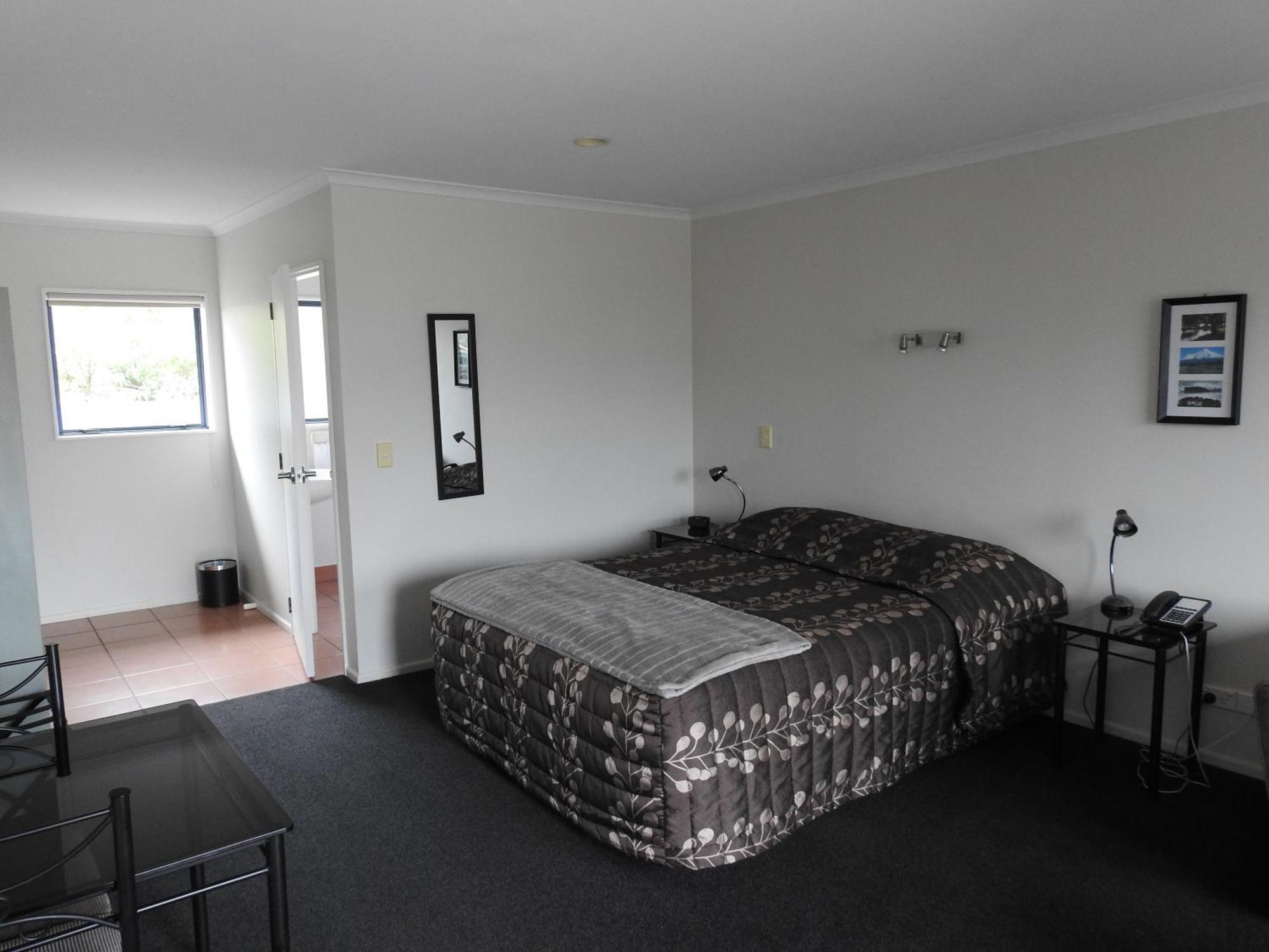 Tudor Lodge Motel Hawera Buitenkant foto