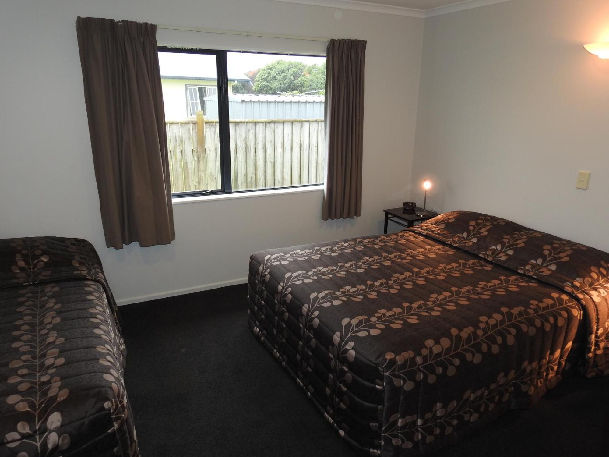 Tudor Lodge Motel Hawera Buitenkant foto